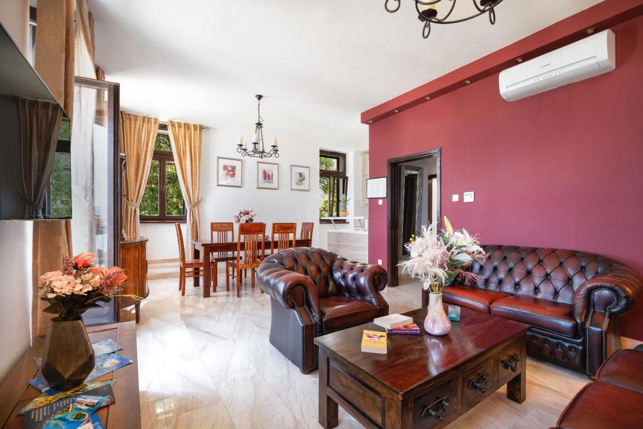 Luxury Apartments Perko Kastela Exterior photo