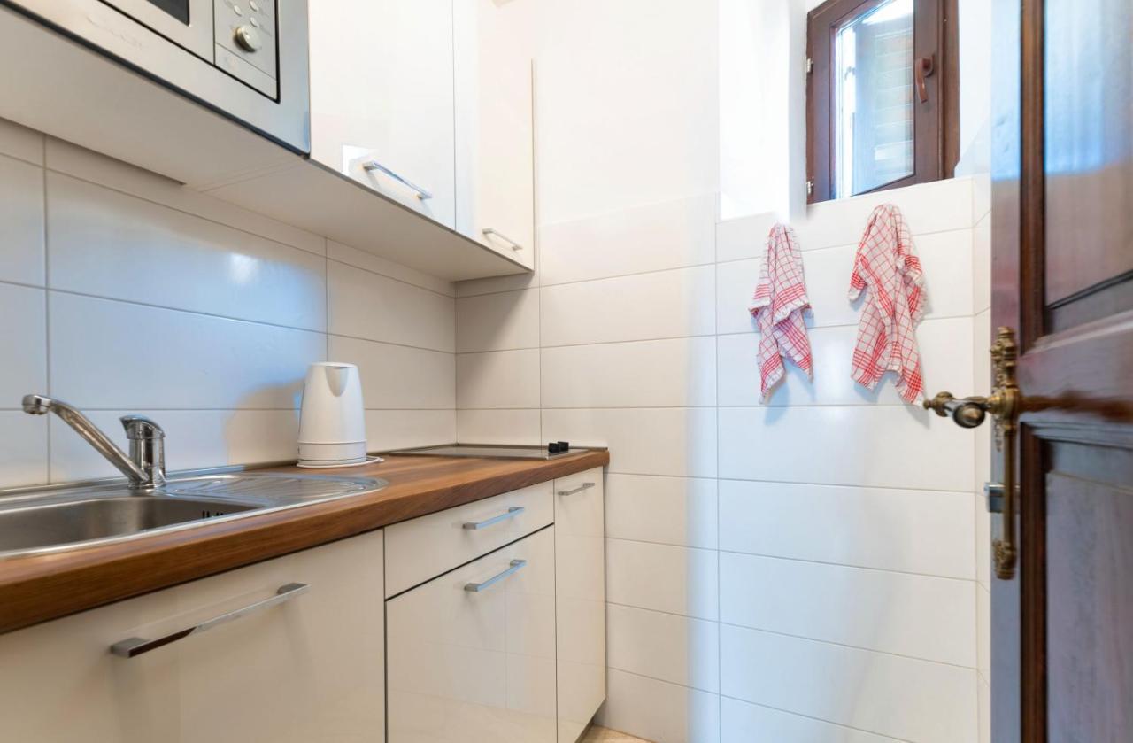 Luxury Apartments Perko Kastela Exterior photo